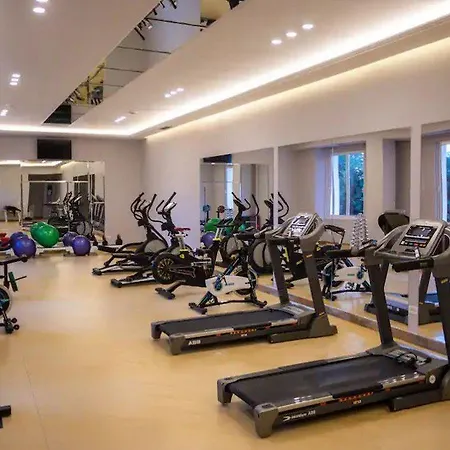 منتجع Grand Blue Fafa & Kryemëdhej