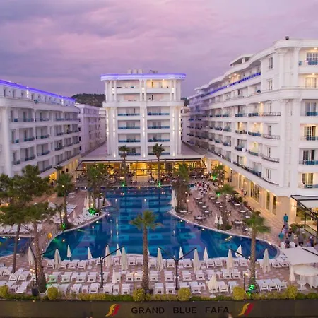 Resort Grand Blue Fafa &