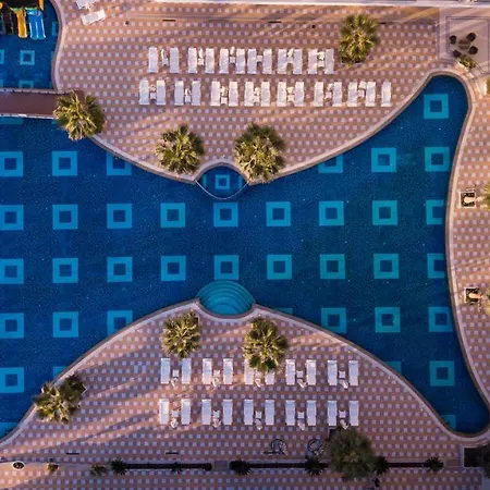 Resort Grand Blue Fafa & 5*