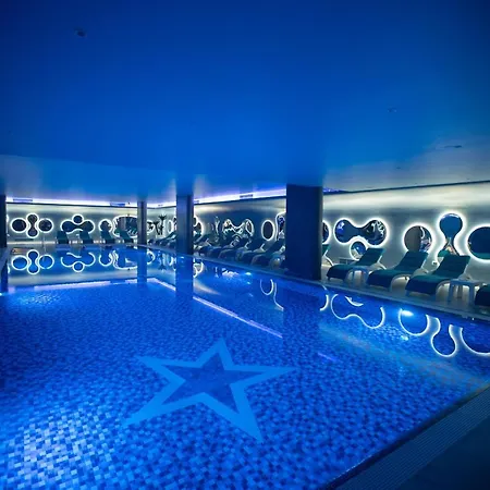 Grand Blue Fafa & Resort 5*