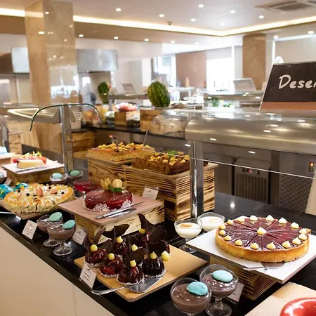 Grand Blue Fafa Resort&spa Kryemëdhej