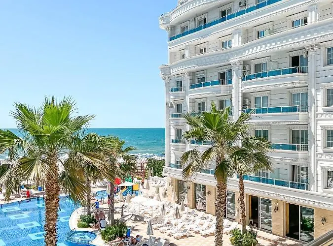 Resort Grand Blue Fafa & 5*