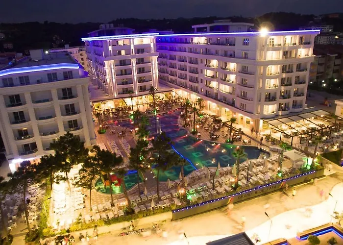 Resort Grand Blue Fafa & 5*