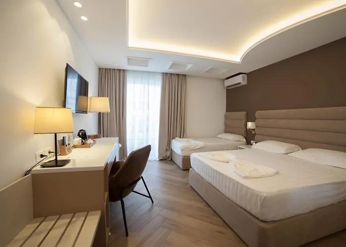 Resort Grand Blue Fafa & Kryemëdhej